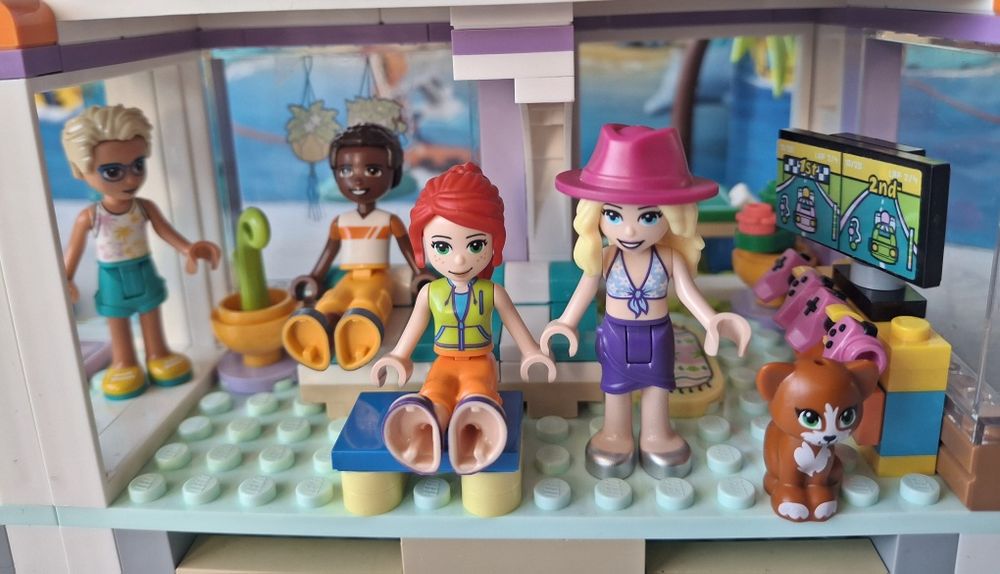 Klocki lego friends 41709 wakacyjny domek na plaży