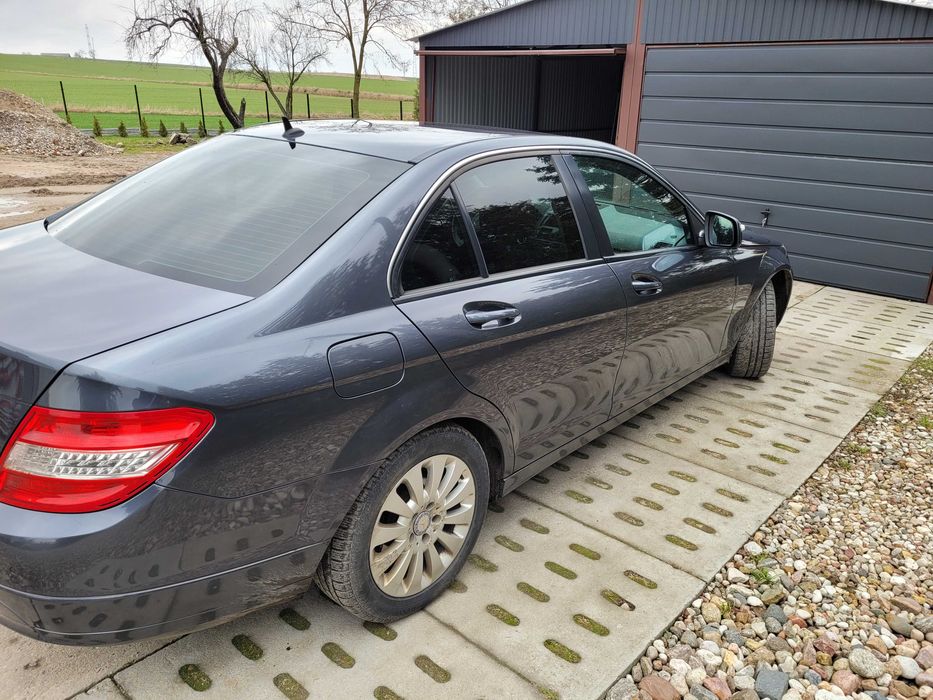 Mercedes-Benz w204 c klasa