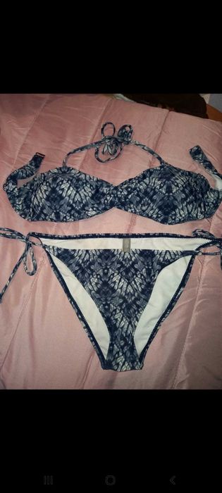 Bikini em tons de azul escuro, azul claro e branco - L - Losan