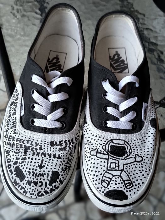 Жіночі кеди Vans Old Skool "Astronaut" (Космічний принт) 38 , 24 см
