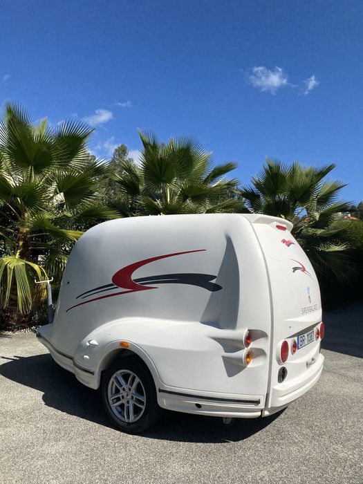 Reboque (Casca De Noz)