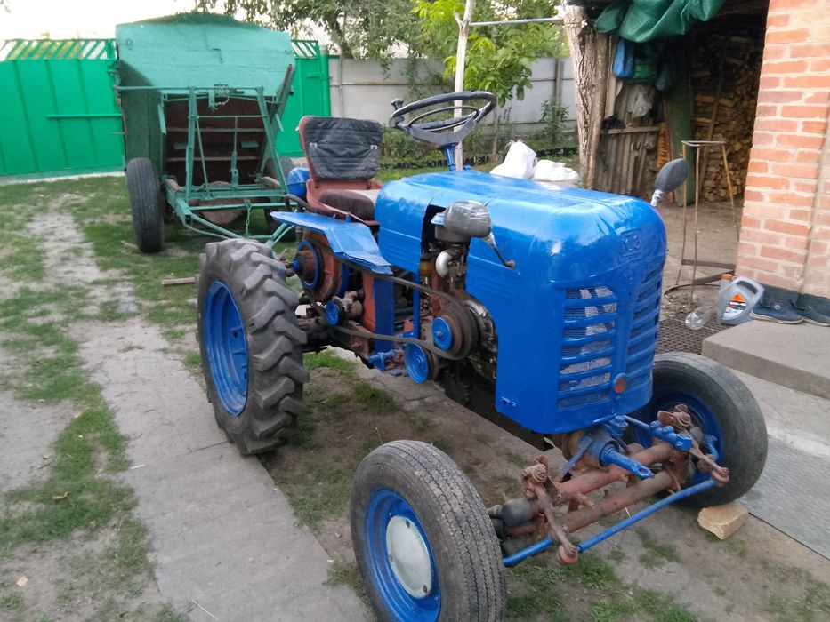 Продам саморобний трактор з прицепом-самоскид.