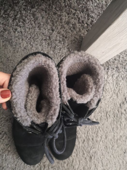 Botas em pele UGG tam 39