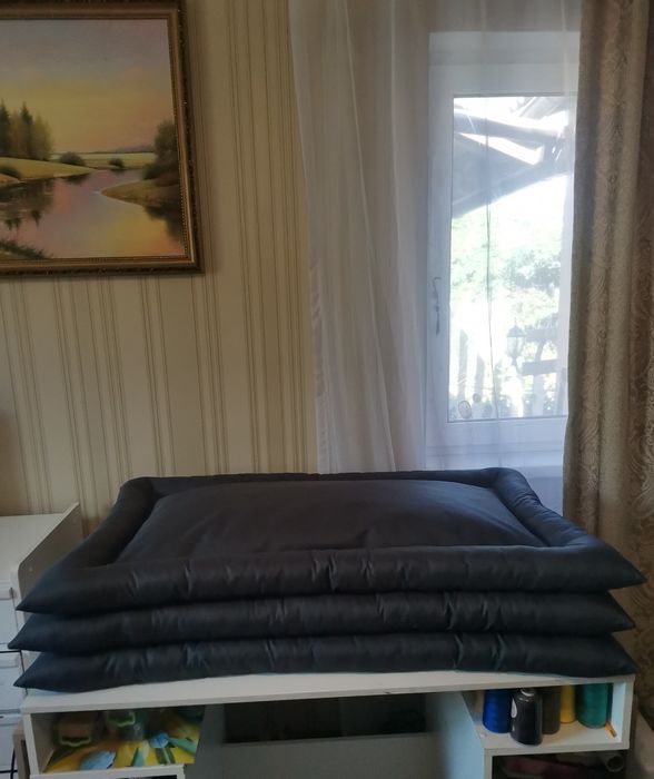 Лежанка для собак 127*75см