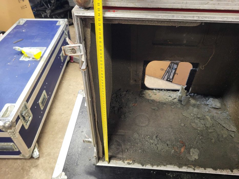 68x63x52 case walizka flightcase KUFEREK skrzynia FAKTURA