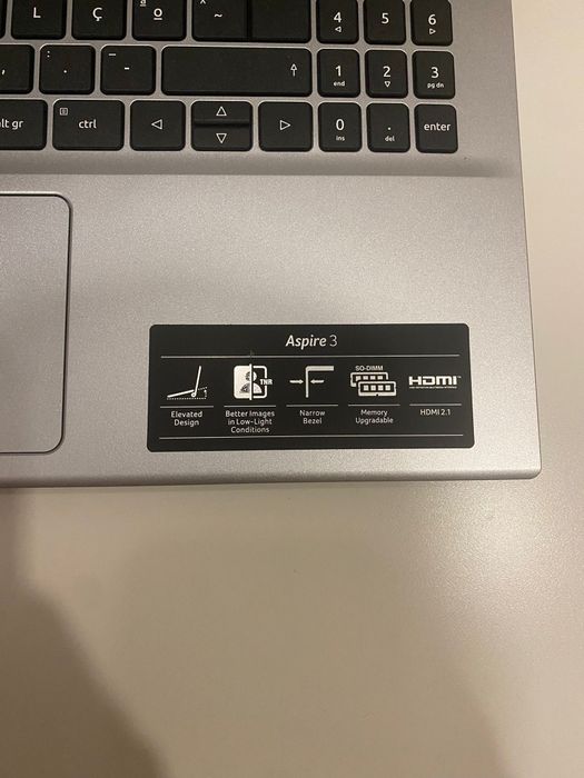 Vendo portátil acer Aspire 3 A315-58