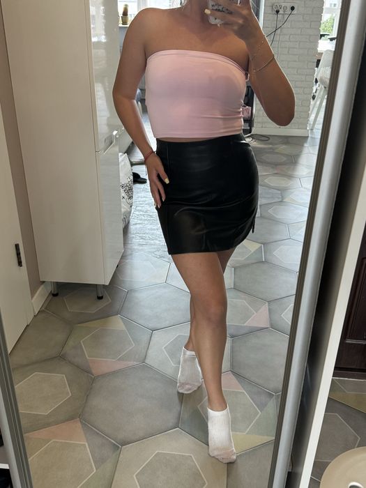 Продам мини юбку размер С, кожзам