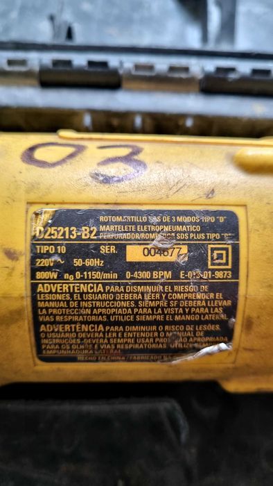 Martelo combinado Dewalt