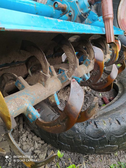 Продам трактор т-25,1991р,в фреза 1,4м,сажалка