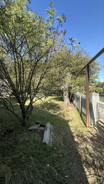 Чернівці; ділянка 20 сот. + 30 оренда; "під будівництво"; вул. Руська;