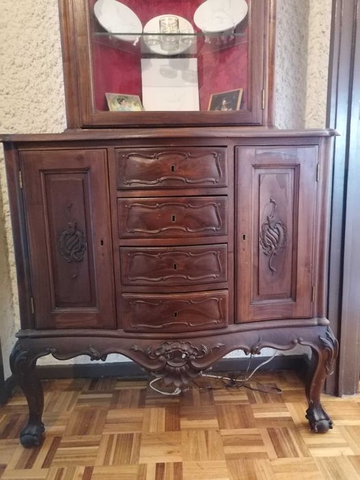 Cantoneira clássica, forrada a Damasco