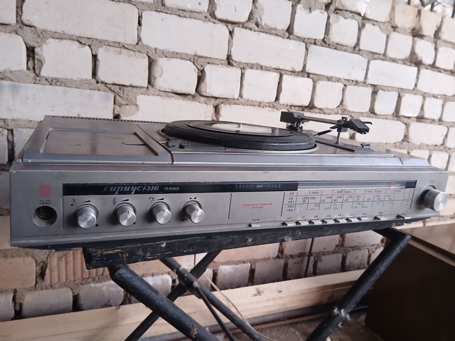 Радіола Сиріус 316 Пано/Радіола Рекорд 60
