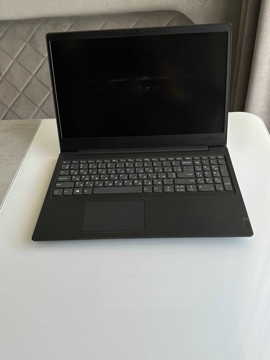 Ноутбук Lenovo IdeaPad S145-15API 15.6 / AMD 300U 3.36GHz/8GB DDR4/1TB