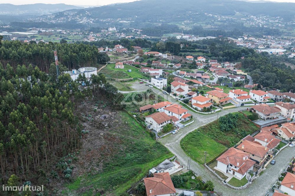 Terreno para construção de moradia individual - Barroselas