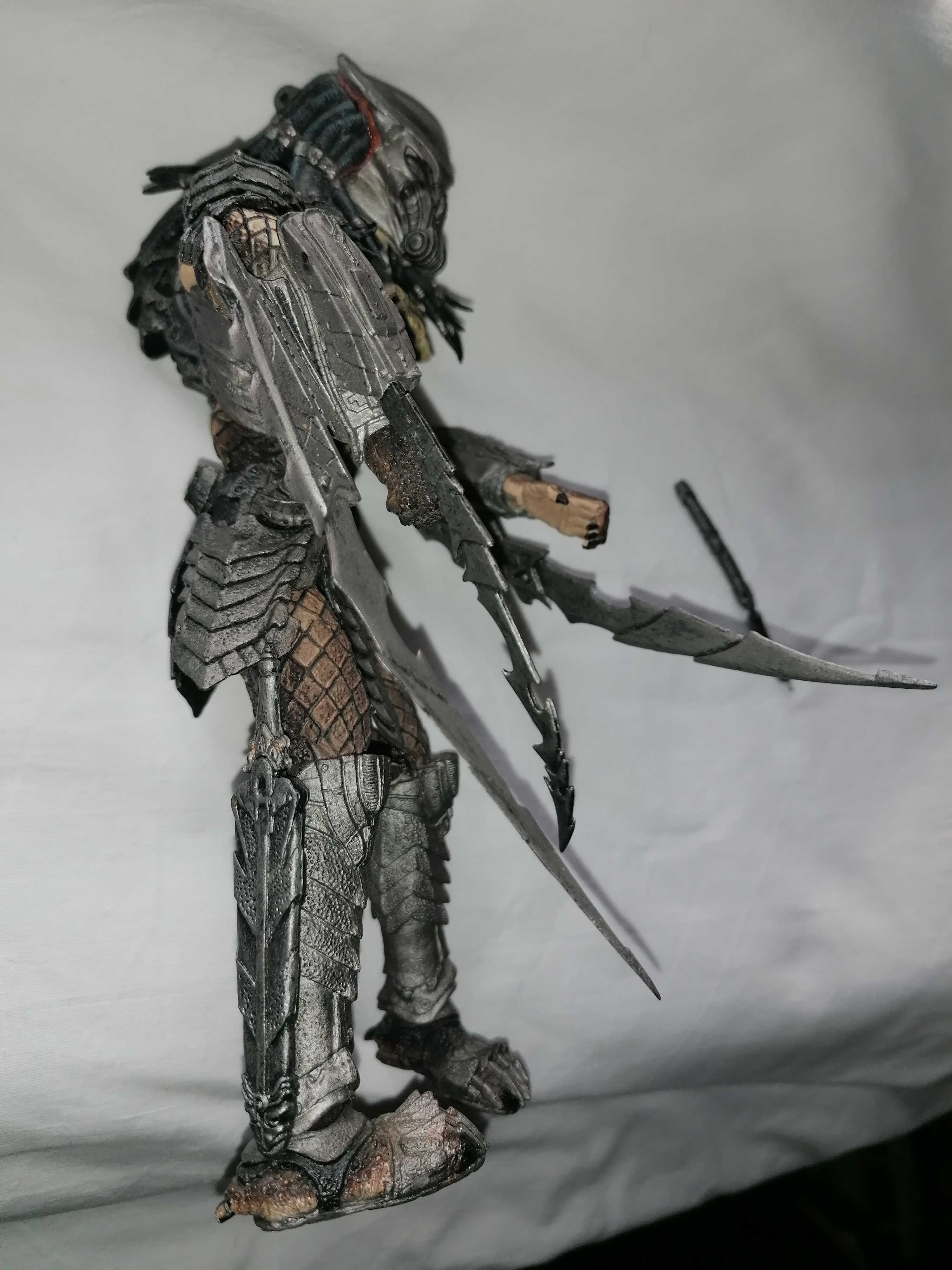 SCAR PREDATOR フィギュア Alien vs. Predator: Scar Predator 2.0, Deluxe Figure (Fully