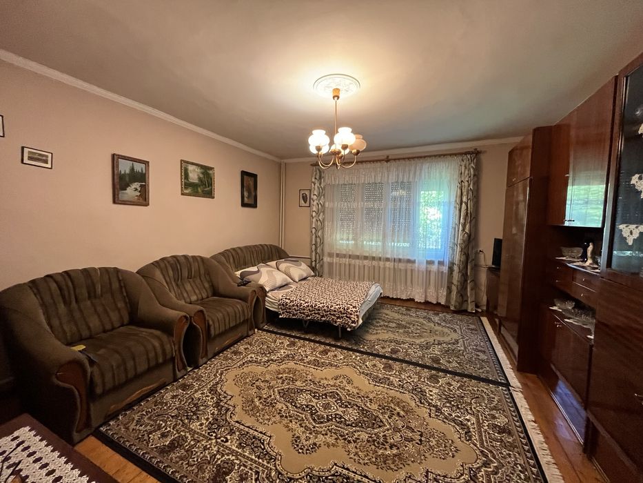 Продам будинок 122 м2 ділянка 10 соток Яноші Шевченка 51