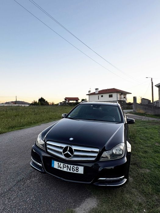 Mercedes-Benz C220 CDI Station Avantgarde | Automática | 2012 — photo 2