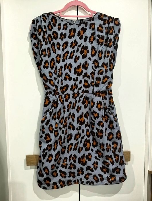 Trzy nowe sukienki damskie