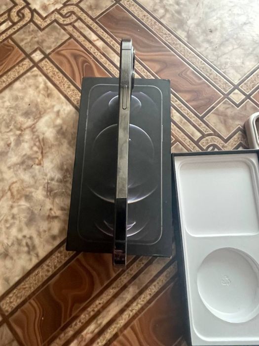 iPhone 12 Pro Max на 128GB