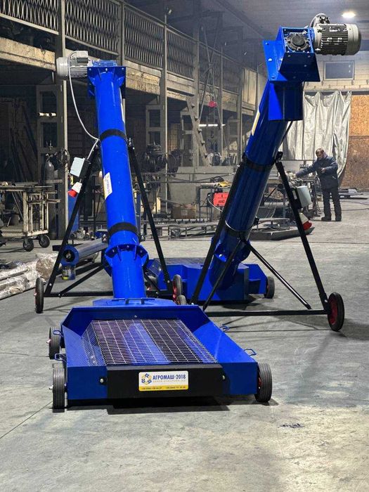 Шнековий навантажувач. Мобільний розвантажувач вагонів (Хопер)