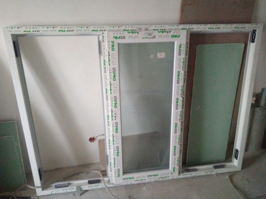 Окно.Высота 135 см, длина 188 см. Состояние новое (не использовалось)