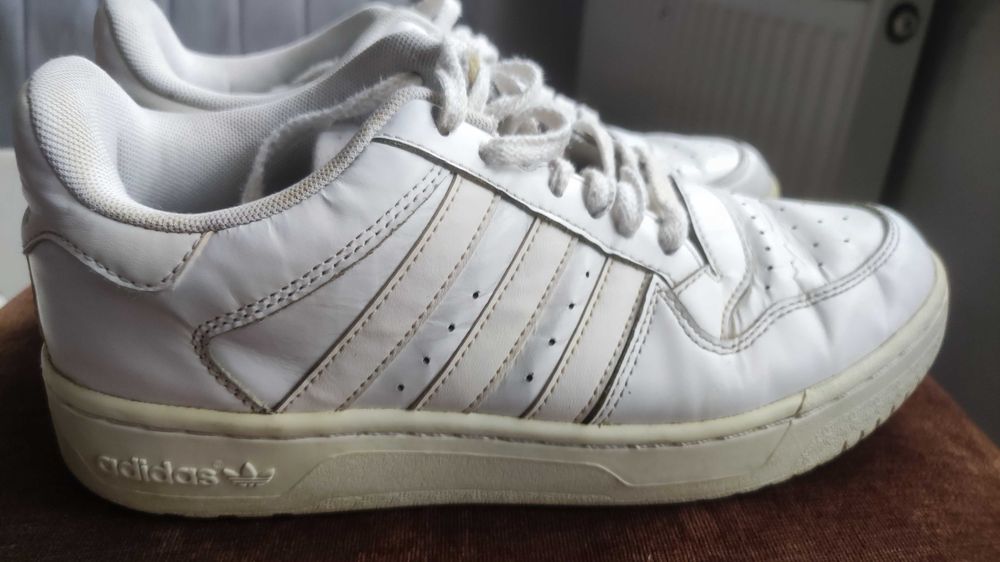 Sneakersy 39 1/3 Adidas Originals Attutude Revive LOW S75210
