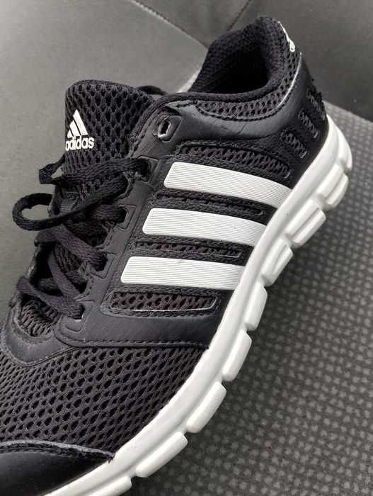 ADIDAS. Buty damskie.