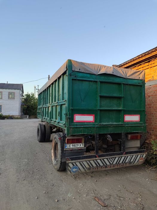 Продам Камаз 53212 з причепом
