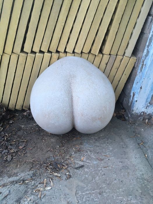 Полусферы бетонные (паковочные ограничители), урны бетонные