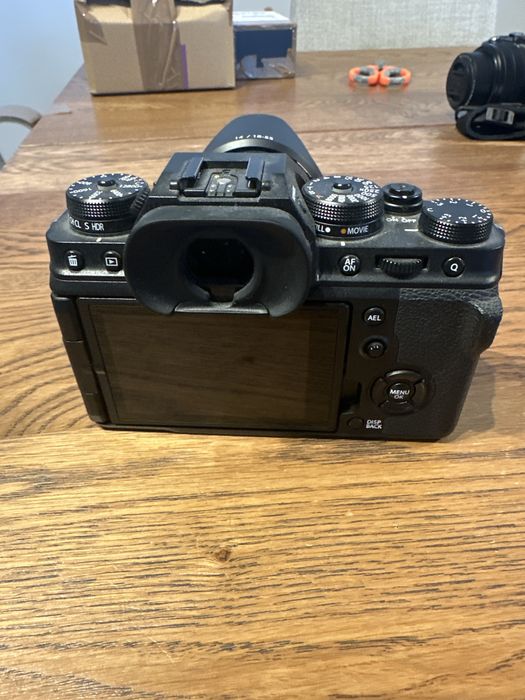 Fujifilm X-T4 XF 18-55mm F/2.8-4