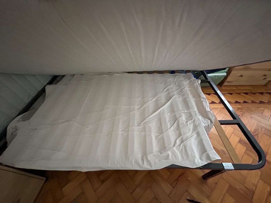 Estrado de cama + colchão