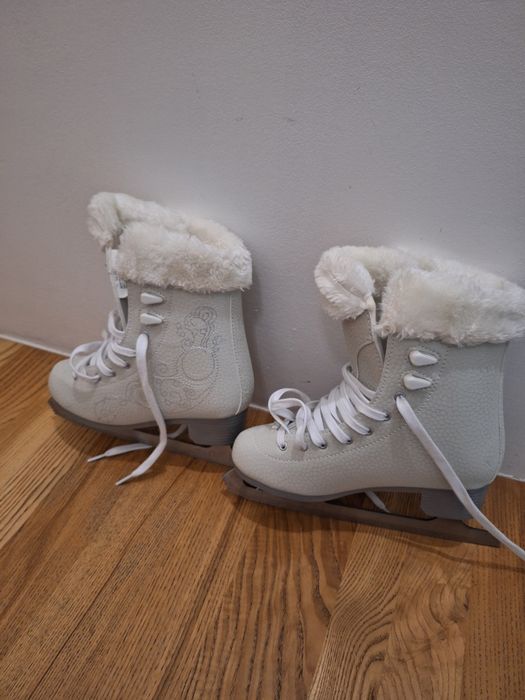 Łyżwy damskie oxelo 500 z futerkiem rozmiar  37/38