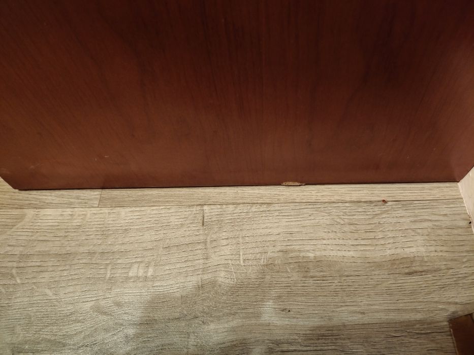 Biurko w kolorze orzech