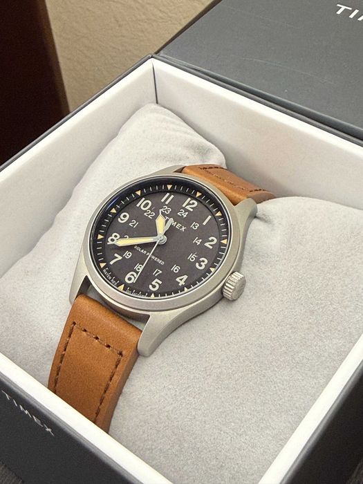В наявності! TIMEX TX2V03600 Expedition North Field Solar