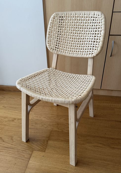 Beige chair (chairs) Ikea