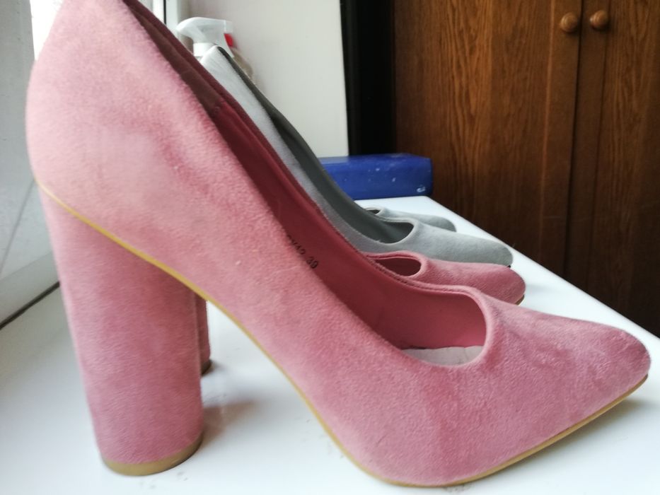 Dwie pary, piękne obcasy DeeZee 39, na wysokim słupku, stan bardzo do