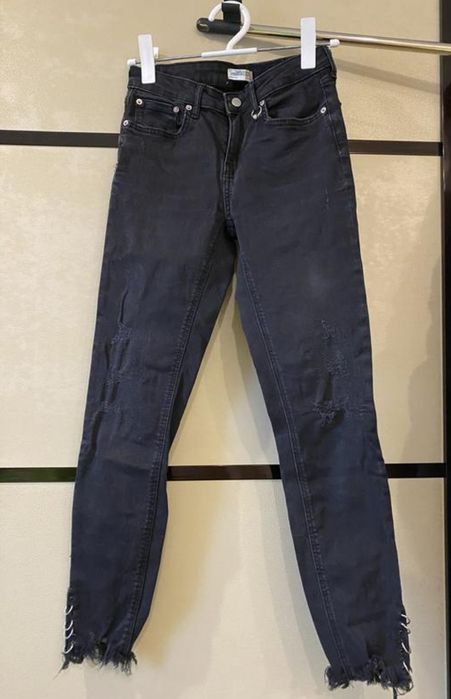 Чёрные джинсы Zara 32 размер М-ка