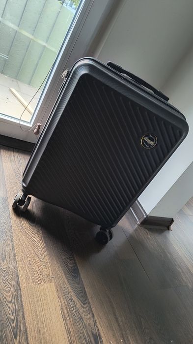 Walizka firmy Wittchen