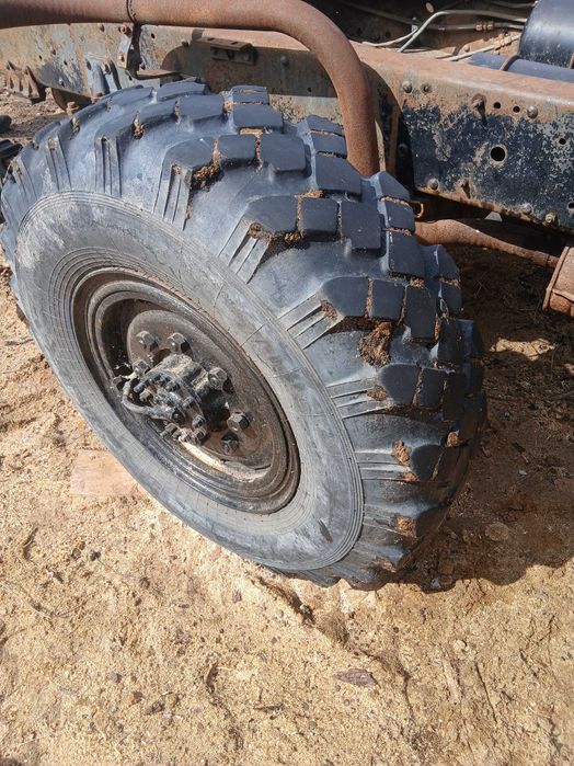 Шини колеса зіл 131