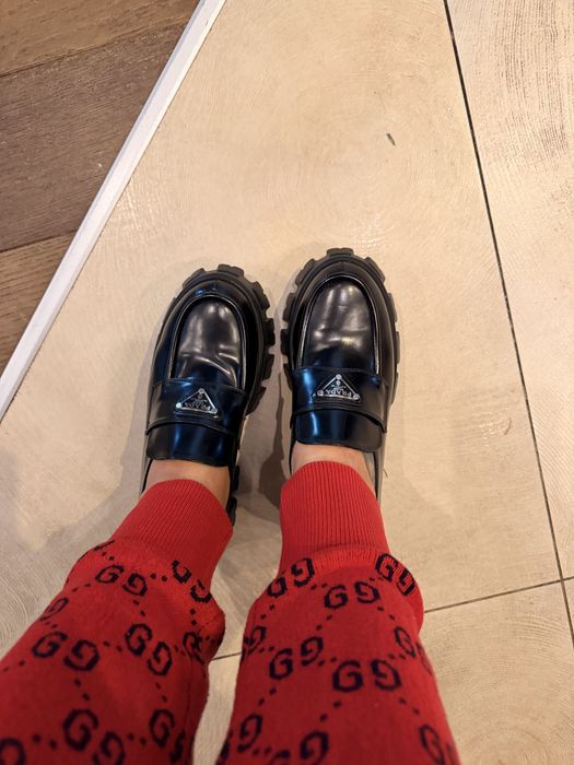 Mokasyny Prada Monolith Loafers – ikona stylu i komfortu