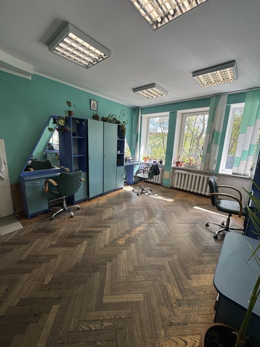 Продам комерційне приміщення м. Луцьк проспект Молоді 1 - View 6