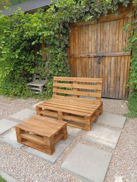 Meble ogrodowe z palet, możliwy dowoz