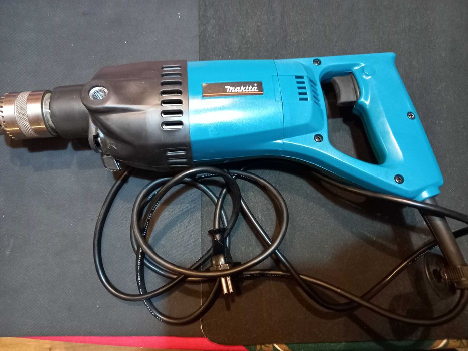 Wiertarka Diamentowa MAKITA 8406, 850W Wiertnica