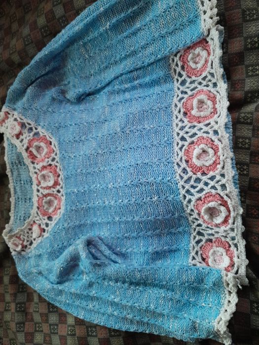 Вязана.  кофточка