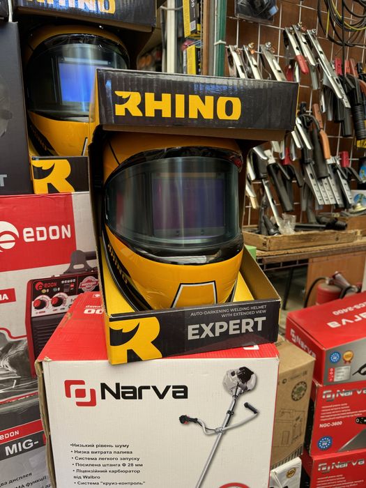 Маска для сварки хамелеон EdonED-20000 Rhino Викинг 222RN RhinoСтраж