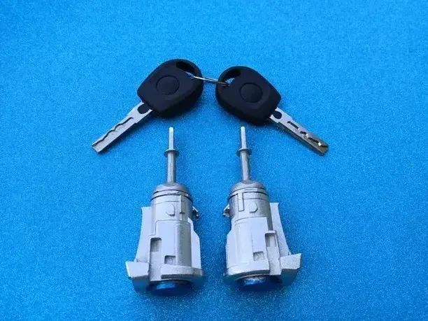 Par canhões portas Golf Bora Lupo Polo Arosa Fabia Octavia NOVO