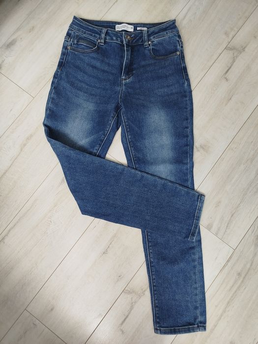 Jeansy slim fit Medicine