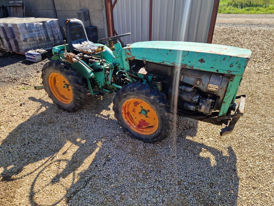traktor przegubowy HOLDER AM2 sadownik sadowniczy 4x4 Lombardini