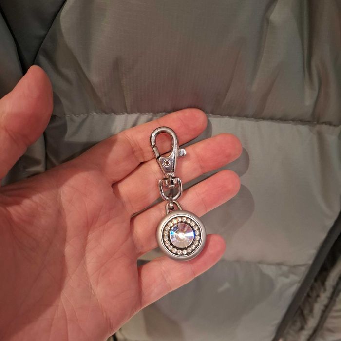 Маленький гламурный брелок для дам