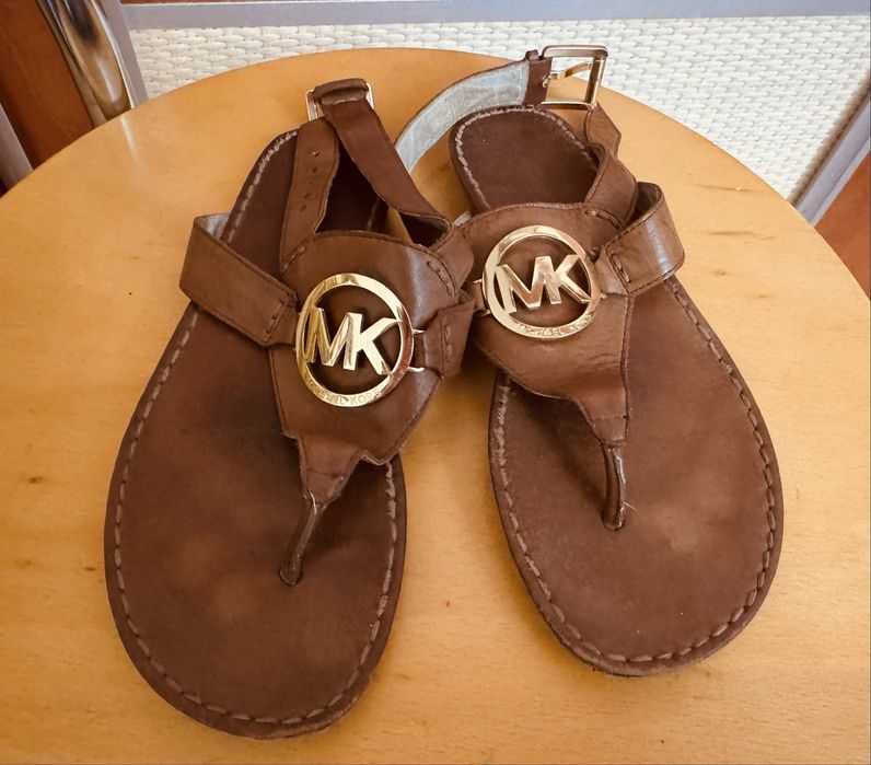 Продаю босоножки сандалии MICHAEL KORS оригинал натуральная кожа